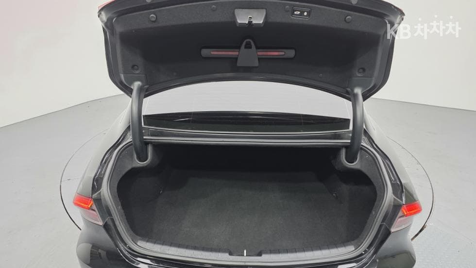 Хюндай The New (фейслифт) Grandeur (Azera)2.5 Exclusive - 13