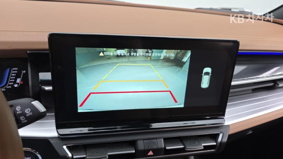 КейДжи Мобилити 토레스(J100)1.5 GDI Турбо AWD T7 - 12