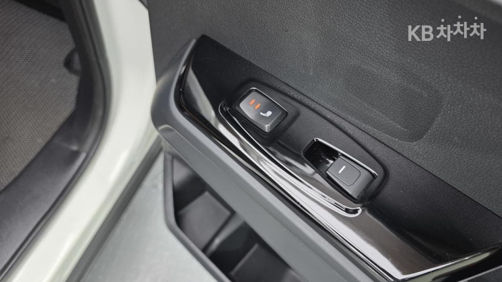 КейДжи Мобилити 토레스(J100)1.5 GDI Турбо AWD T7 - 15