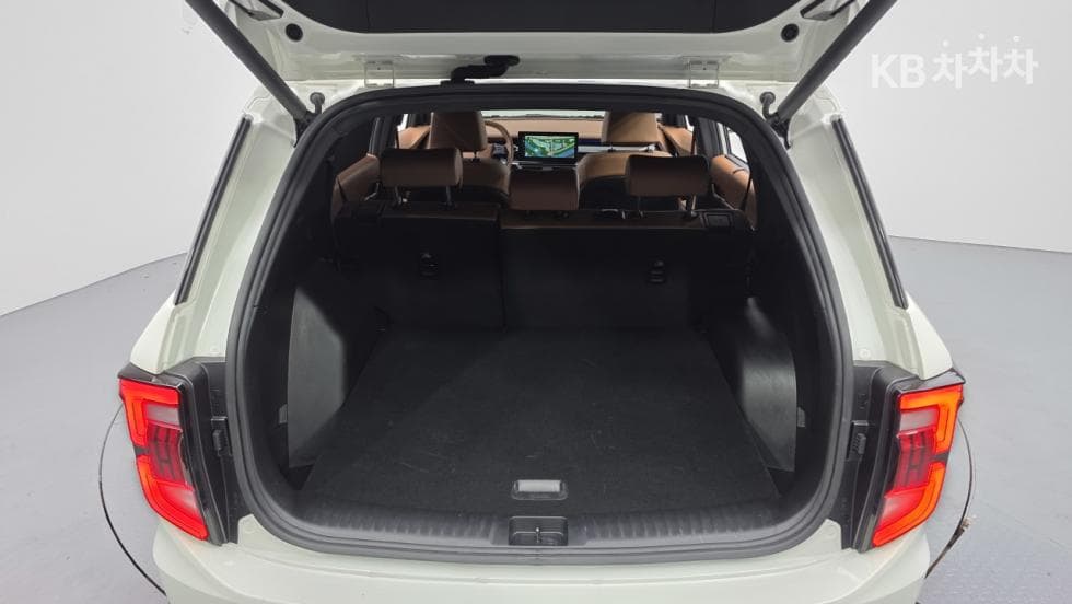 КейДжи Мобилити 토레스(J100)1.5 GDI Турбо AWD T7 - 24