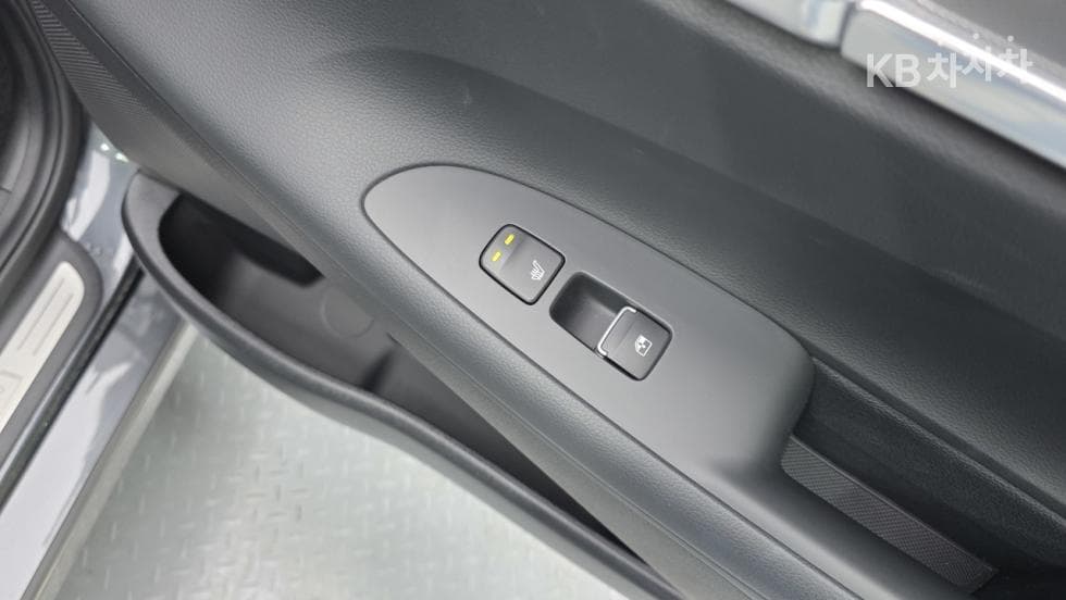 Хюндай The New (фейслифт) Grandeur (Azera)2.5 Le Blanc - 14