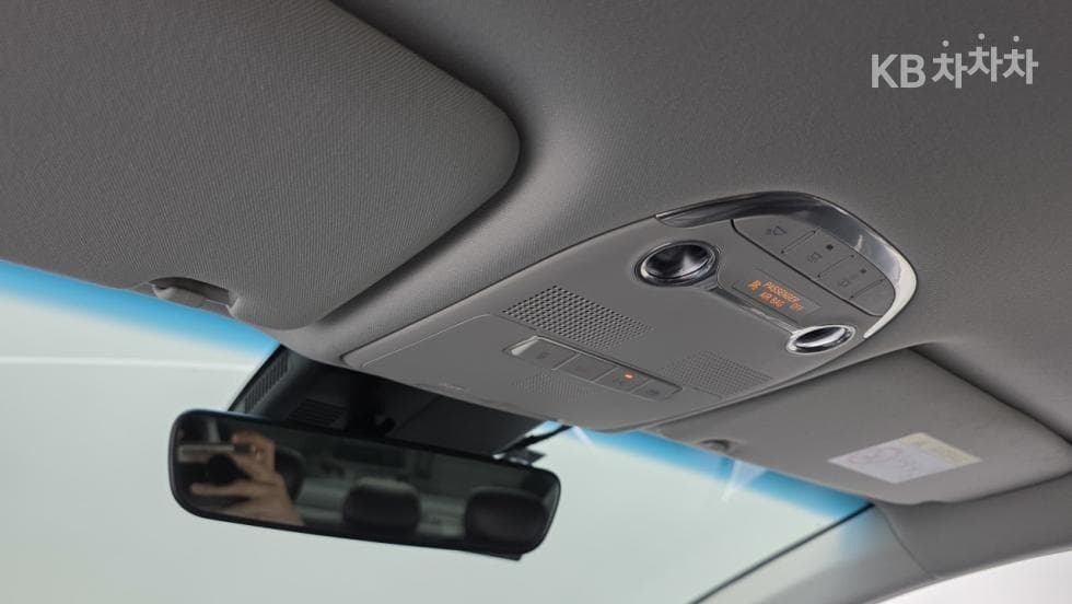 Хюндай The New (фейслифт) Grandeur (Azera)2.5 Le Blanc - 21