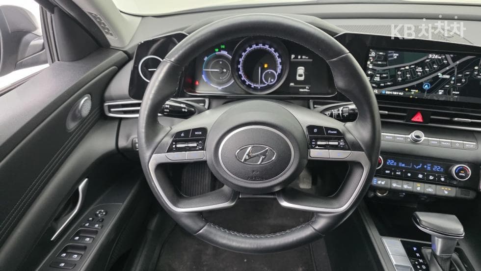 Хюндай The New (фейслифт) Avante (Elantra) Хибрид (CN7)1.6 HEV Modern - 6