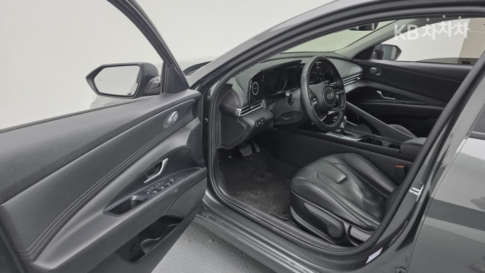 Хюндай The New (фейслифт) Avante (Elantra) Хибрид (CN7)1.6 HEV Modern - 16