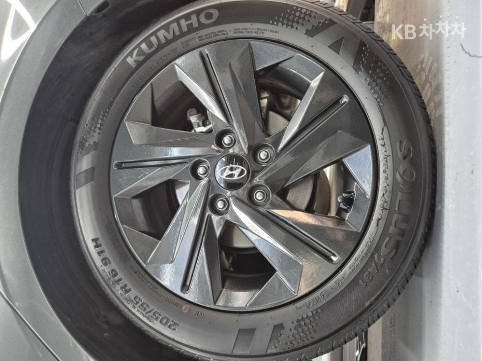 Хюндай The New (фейслифт) Avante (Elantra) Хибрид (CN7)1.6 HEV Modern - 22