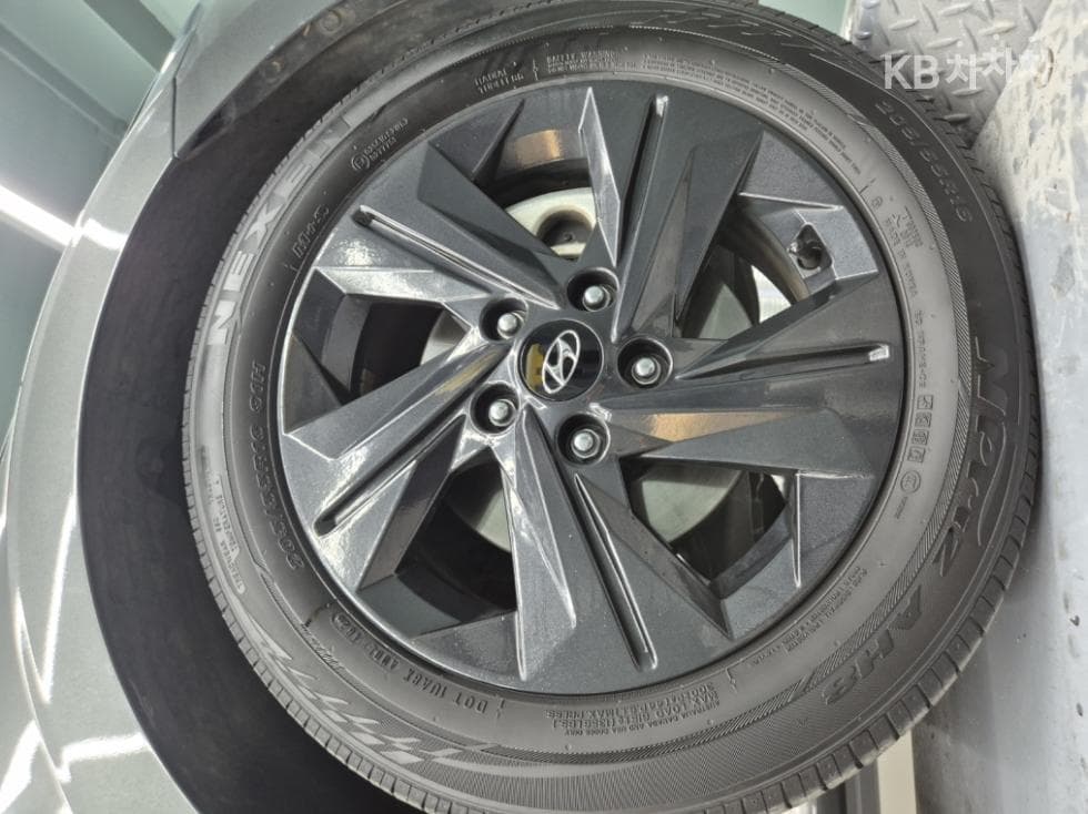 Хюндай The New (фейслифт) Avante (Elantra) Хибрид (CN7)1.6 HEV Modern - 23