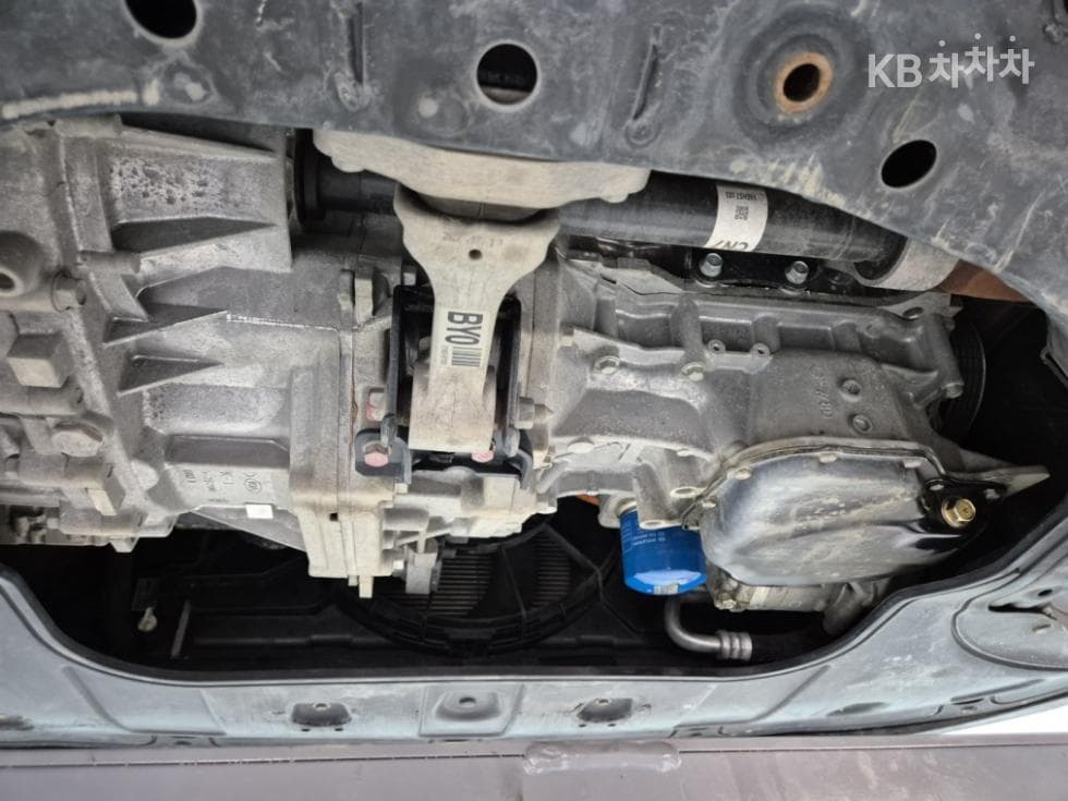 Хюндай The New (фейслифт) Avante (Elantra) Хибрид (CN7)1.6 HEV Modern - 25