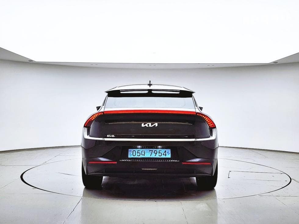 Киа EV6롱 레Местен지 2WD Air - 4
