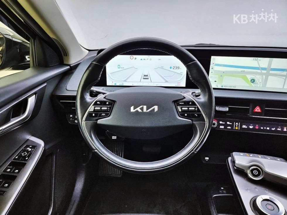 Киа EV6롱 레Местен지 2WD Air - 6