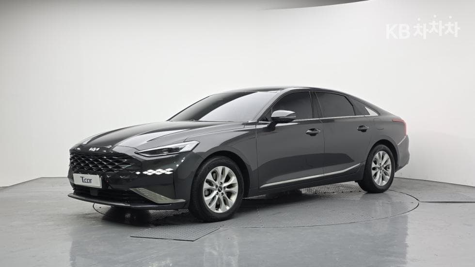 Киа K8 2.5L бензин Signature Специал (специален признак/издание) - Image 1