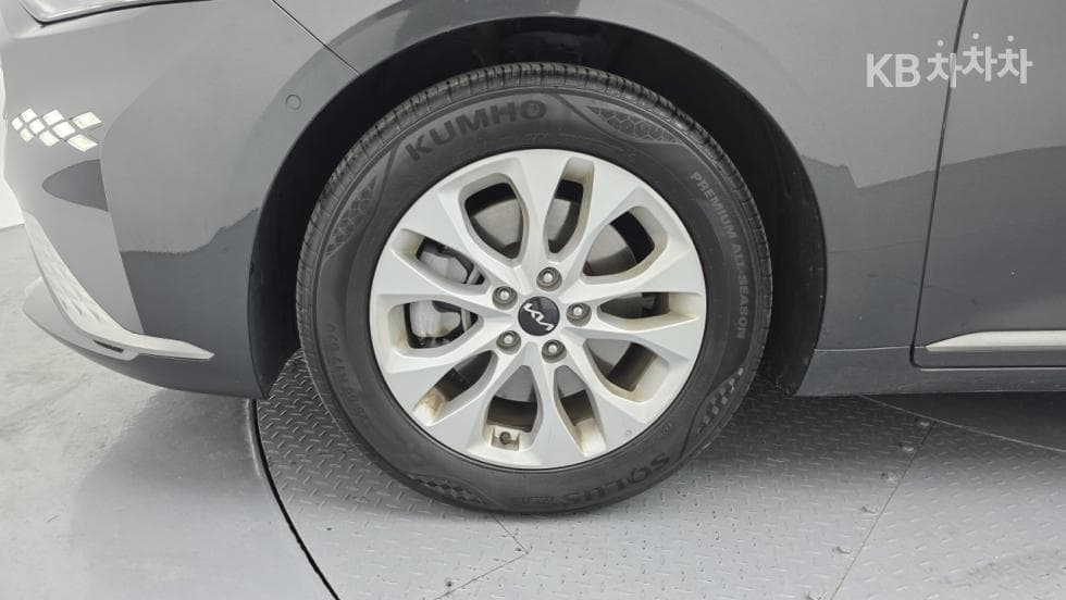 Kia K82.5L gasoline Noblesse - 12