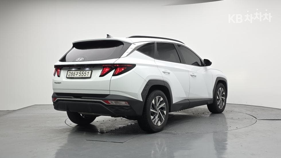 Хюндай The All New Туксон(NX (Lexus SUV)4)Бензин 1.6T 2WD Premium - 2