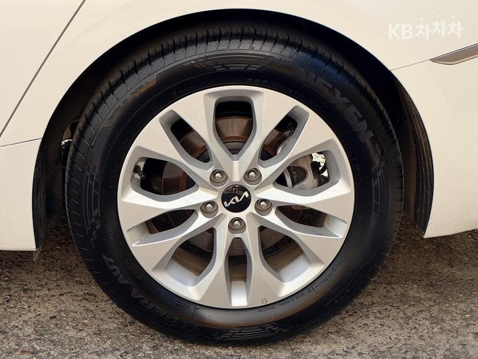 Kia K83.5 LPG Rent-car Standard - 17