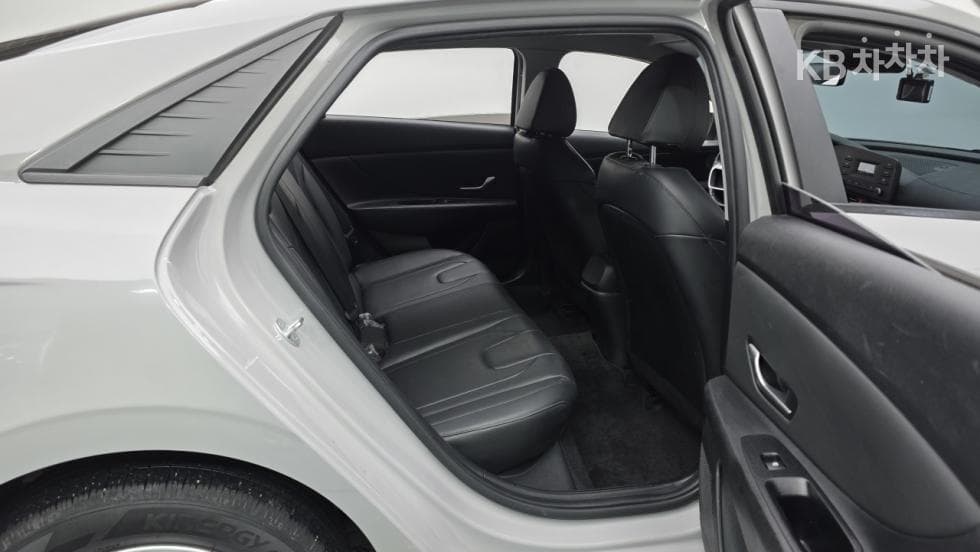 Хюндай All New Avante (Elantra)(CN7)1.6 Бензин Modern - 10