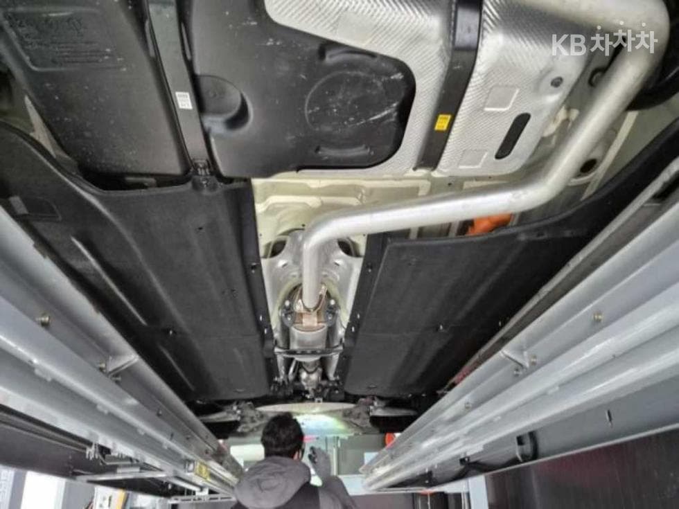 Киа The New (фейслифт) K5 Хибрид 3-토 поколение2.0 HEV Signature - 7