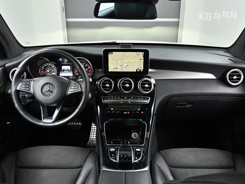 Mercedes-Benz GLC(X253)300 4Matic Coupe Standard - 7