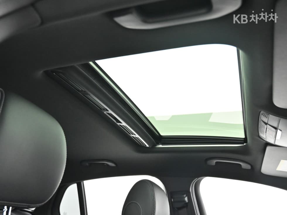 Mercedes-Benz GLC(X253)300 4Matic Coupe Standard - 19