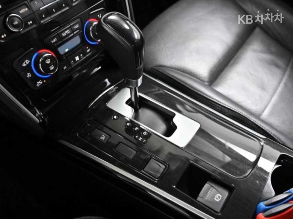 Renault Korea ALL New SM7 노바2.0 LPe Disabled-accessible - 9