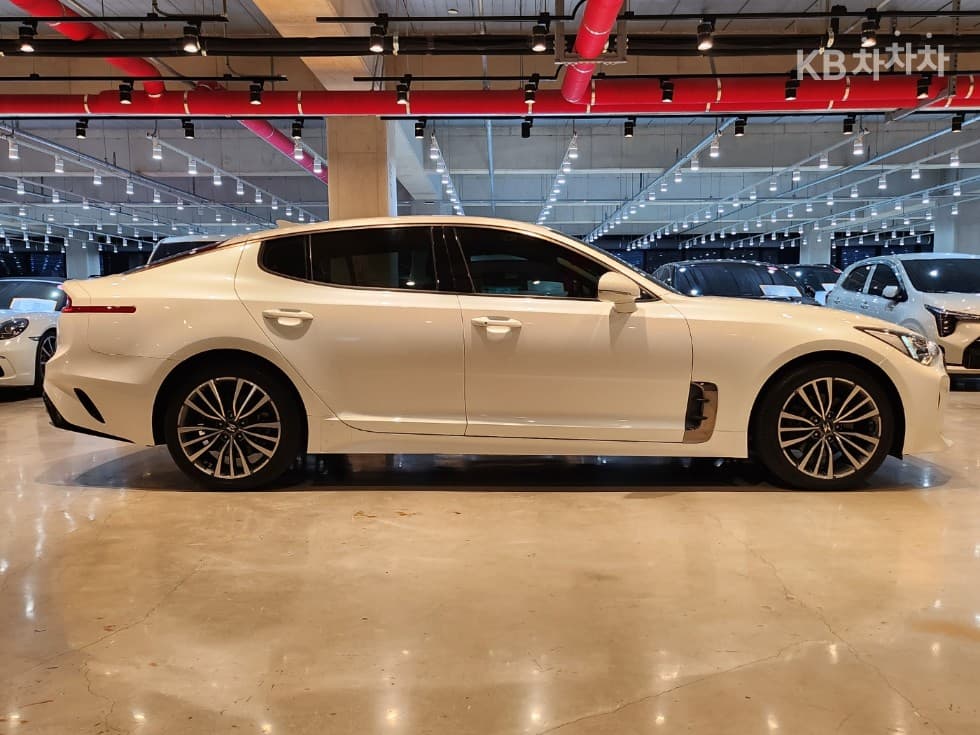 Kia Stinger2.0 Turbo 2WD 프라임 - 3