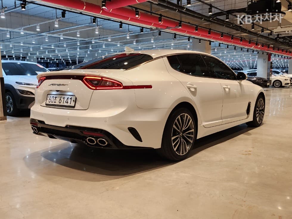 Kia Stinger2.0 Turbo 2WD 프라임 - 4