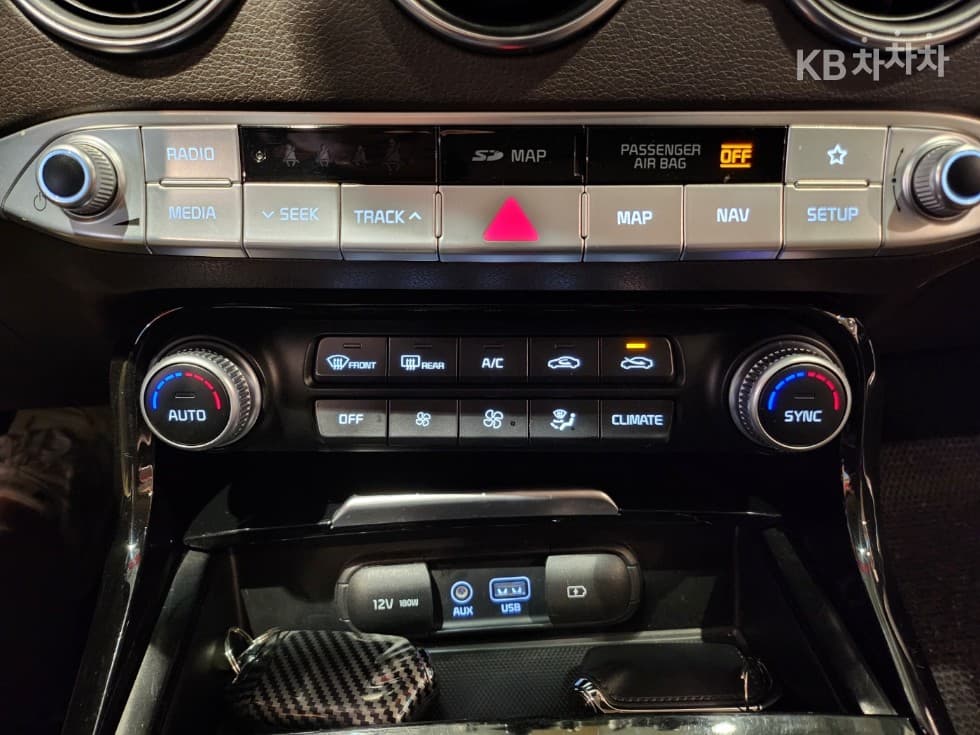 Kia Stinger2.0 Turbo 2WD 프라임 - 17