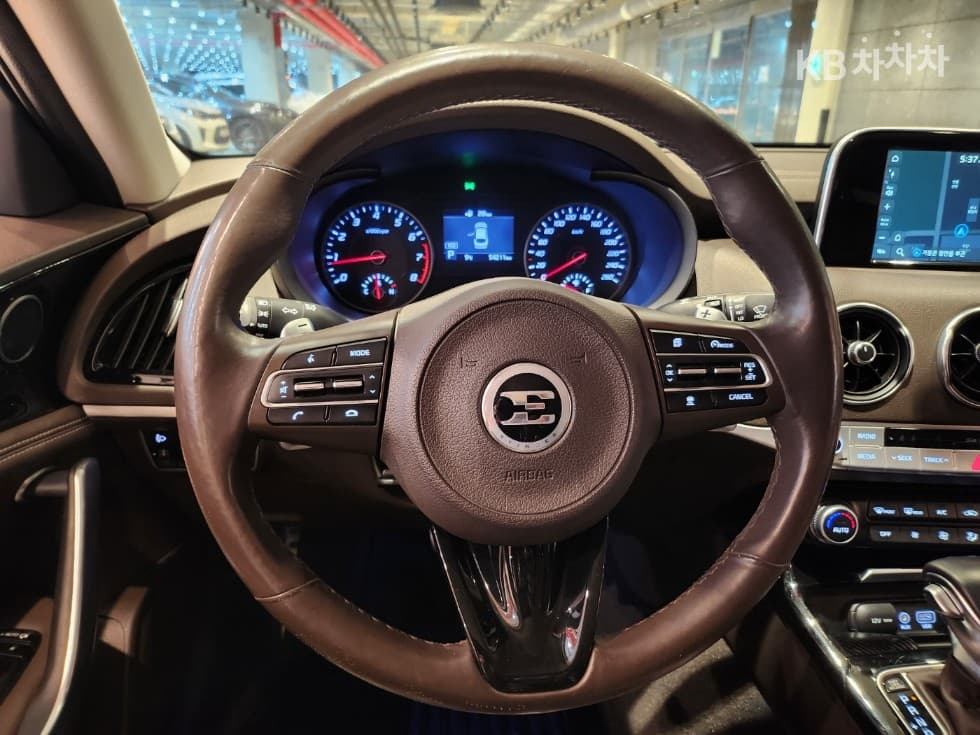 Kia Stinger2.0 Turbo 2WD 프라임 - 14