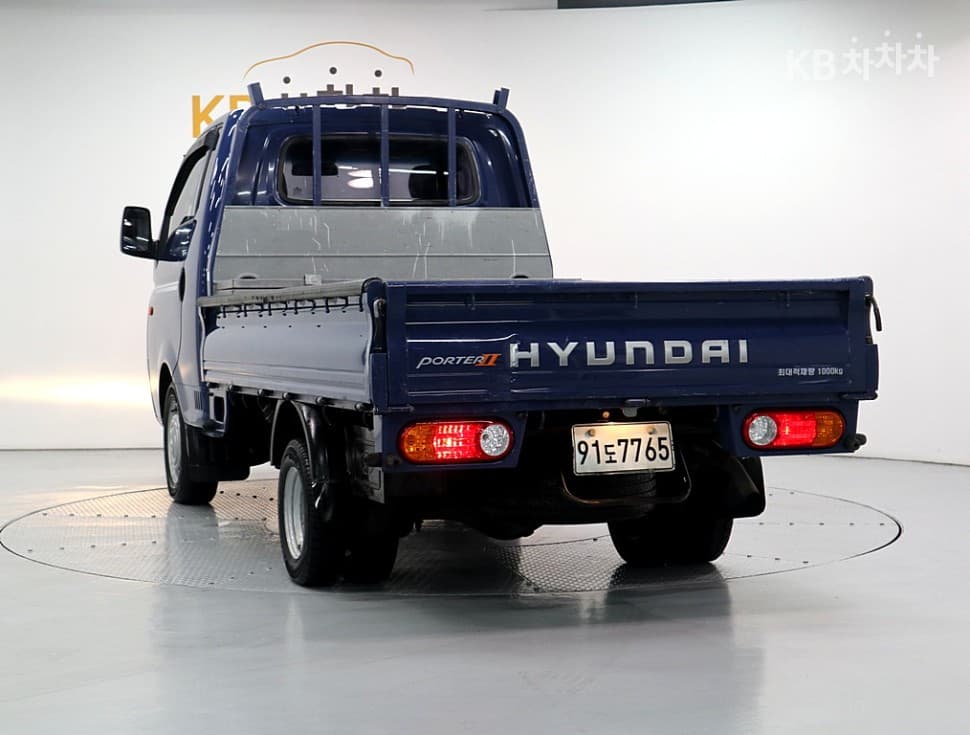 Hyundai Porter 2Extra Long Super Cab CRDi HI-SUP High-end Type - 4