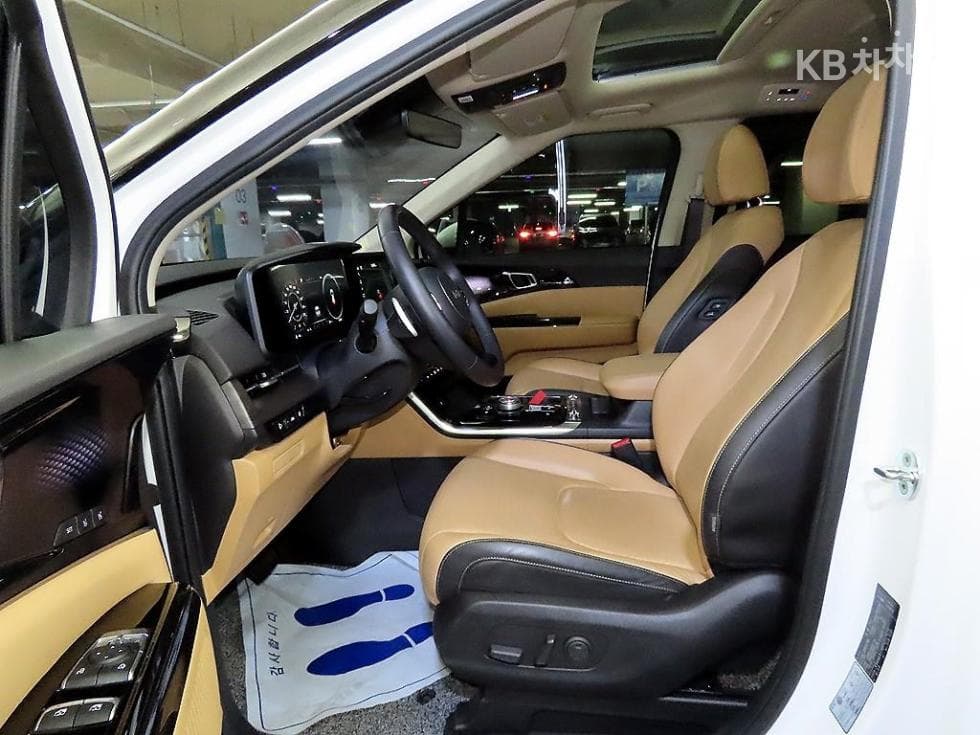 Kia Carnival 4th generationG3.5 GDI 7-seater (Limousine) Signature - 6