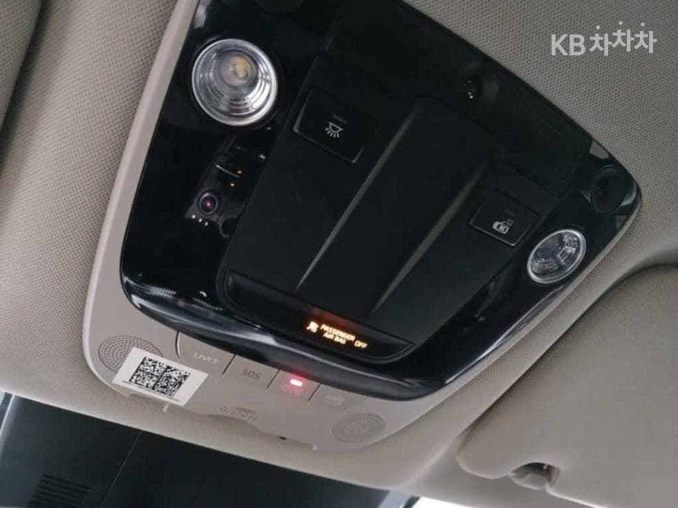 Киа K5 3-토 поколение2.0 Бензин Signature - 16