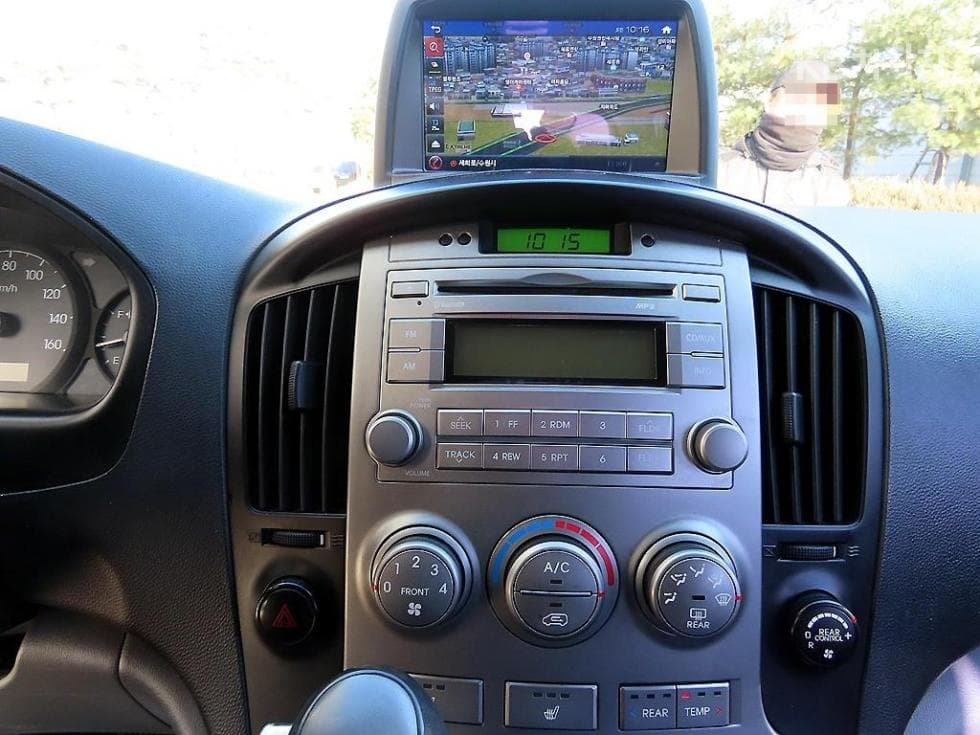 Хюндай Гранд Старекс12-местен Комби CVX 4x4 Premium - 14