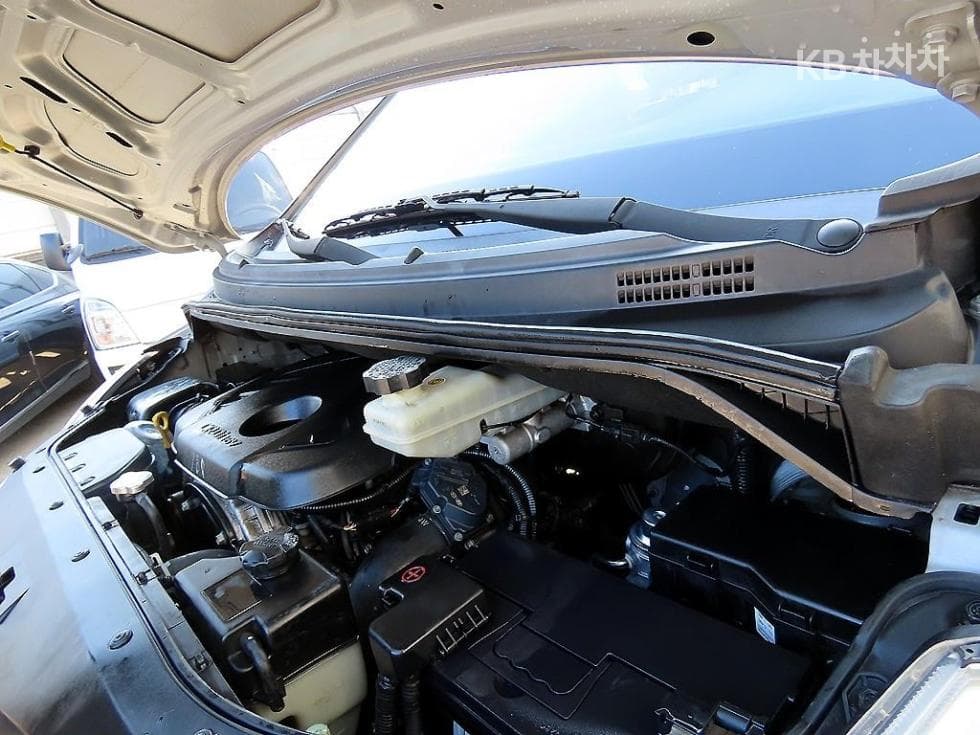 Хюндай Гранд Старекс12-местен Комби CVX 4x4 Premium - 19