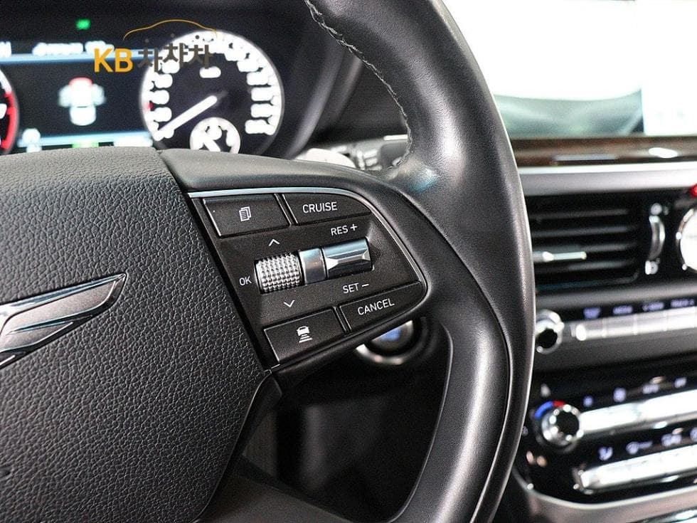 Genesis EQ9003.8 GDI AWD Premium Luxury - 8