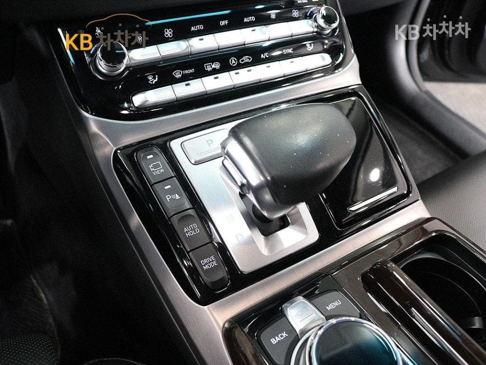 Genesis EQ9003.8 GDI AWD Premium Luxury - 10