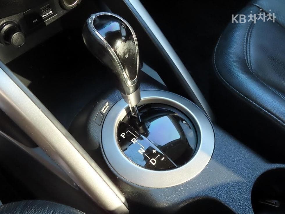 Hyundai VelosterDCT Pack - 10