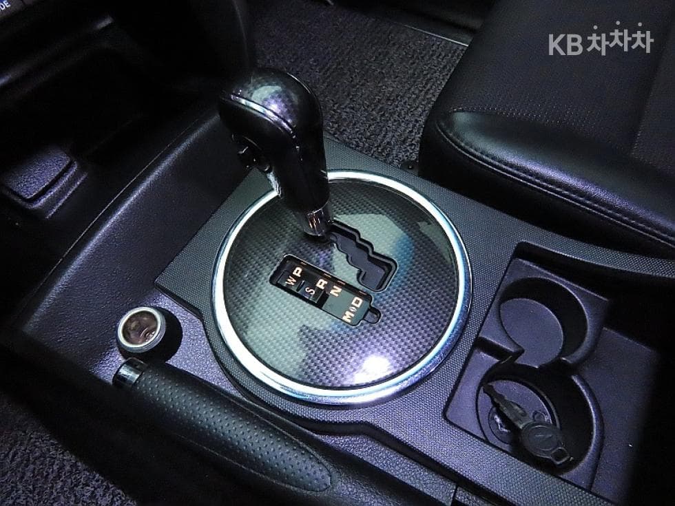 KG Mobility Korando Sports (pickup variant)CX7 4WD 패션 - 9