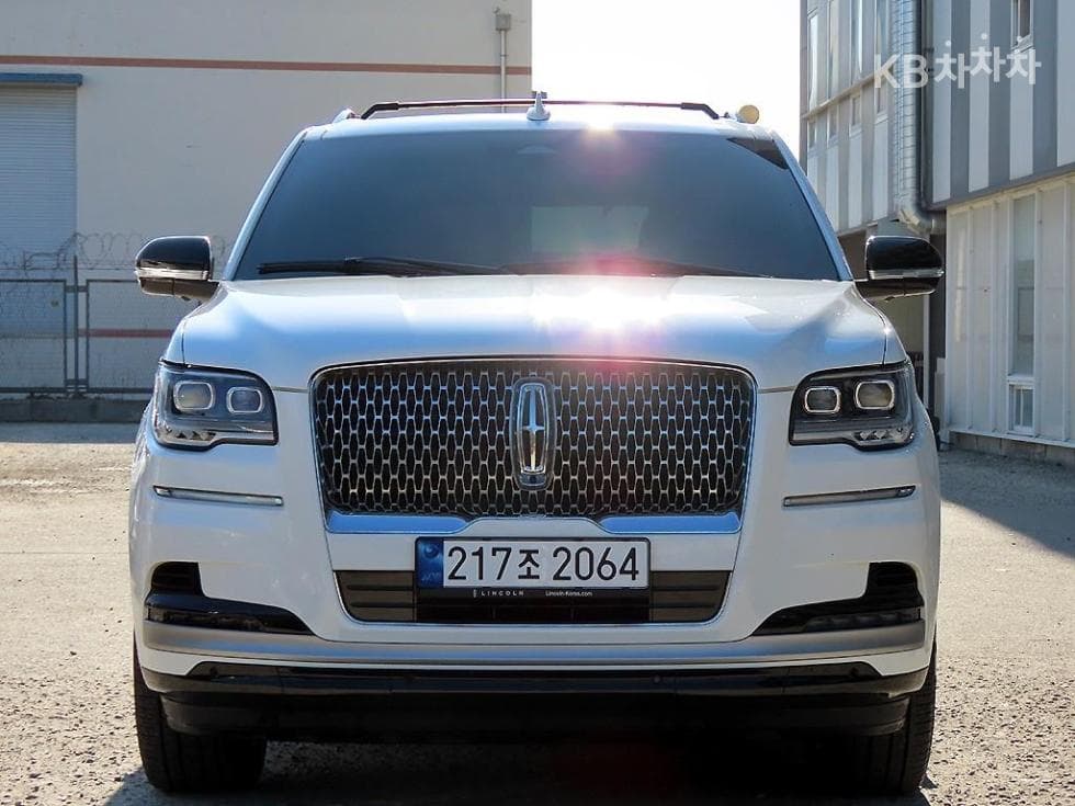 링컨 네비게이터 4th generation(U554) 3.5 L Reserve - Image 1