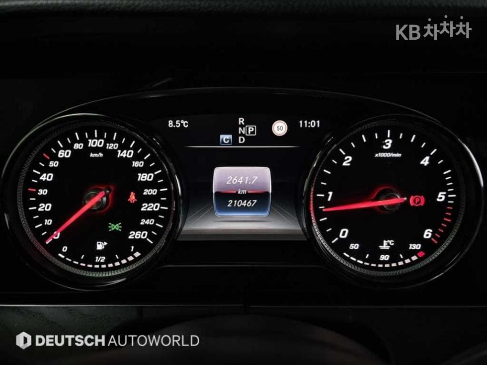 Mercedes-Benz E-Клас (W213)E220d Exclusive - 8