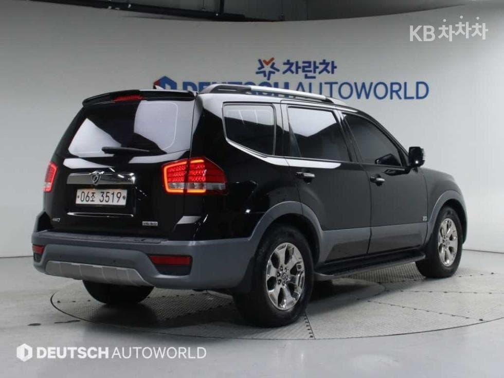 Киа The New (фейслифт) Mohave4x4 President 7-местен (Лимузин) - 2