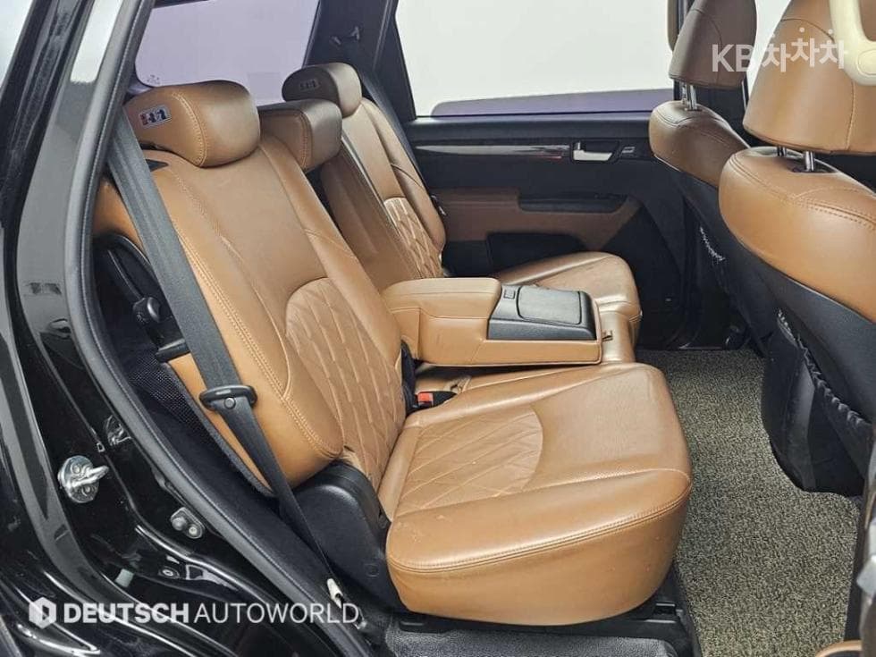 Киа The New (фейслифт) Mohave4x4 President 7-местен (Лимузин) - 12