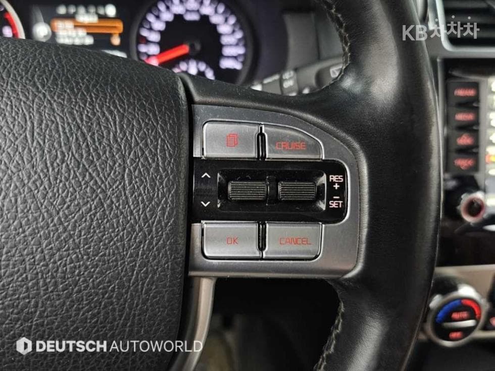 Киа The New (фейслифт) Mohave4x4 President 7-местен (Лимузин) - 18