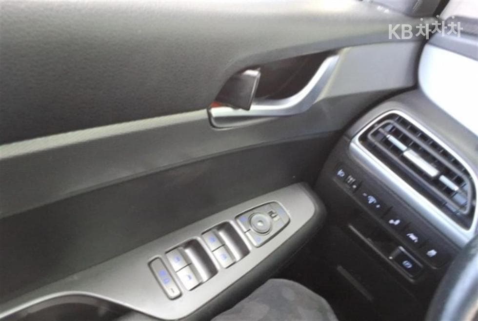 Hyundai Palisade2.2 Diesel 8-seater Exclusive - 4