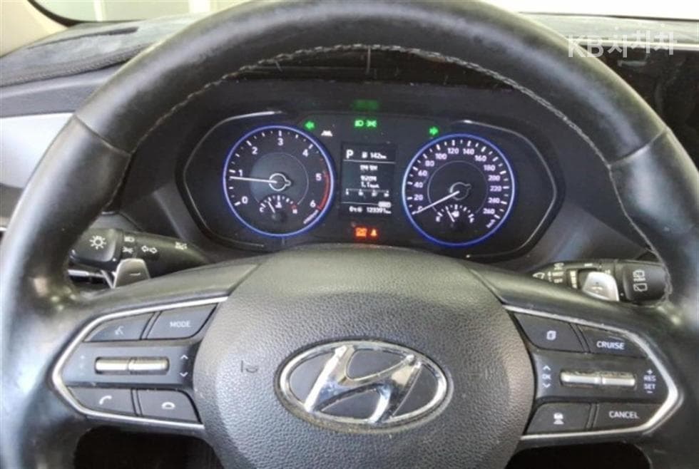 Hyundai Palisade2.2 Diesel 8-seater Exclusive - 5