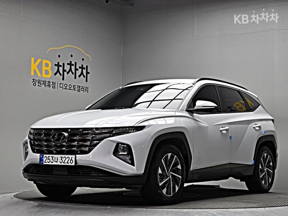 Hyundai The All New Tucson(NX (Lexus SUV)4) Diesel 2.0 2WD Premium - Image 1