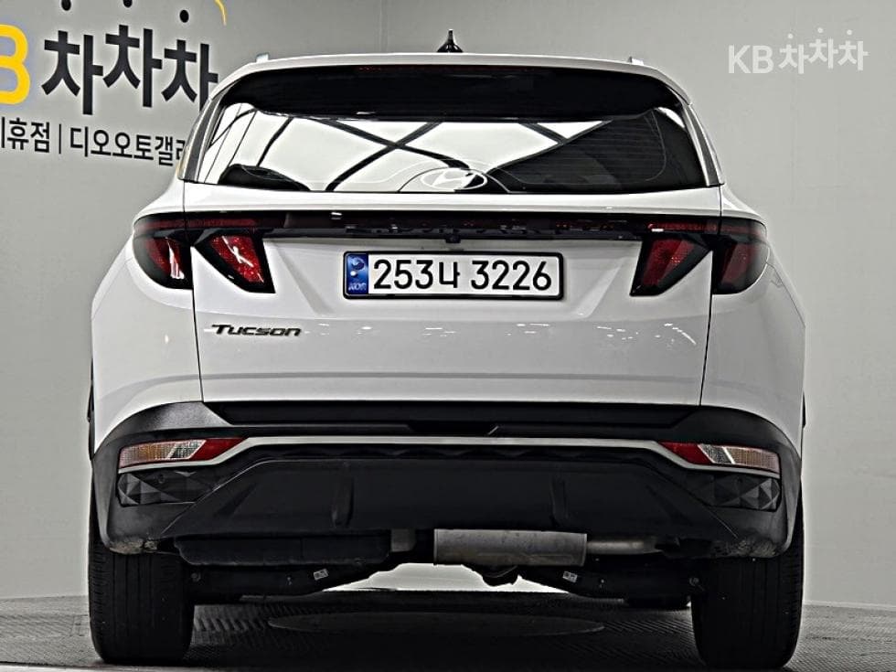 Hyundai The All New Tucson(NX (Lexus SUV)4)Diesel 2.0 2WD Premium - 4