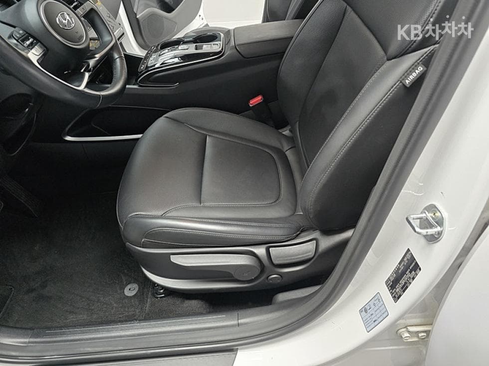 Hyundai The All New Tucson(NX (Lexus SUV)4)Diesel 2.0 2WD Premium - 15