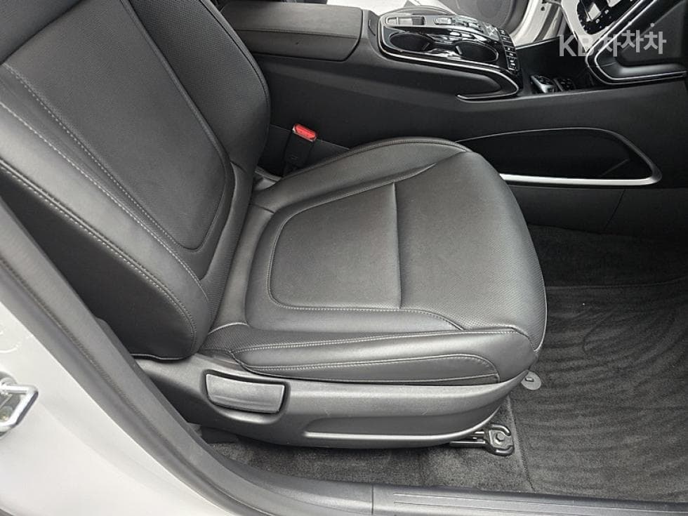 Hyundai The All New Tucson(NX (Lexus SUV)4)Diesel 2.0 2WD Premium - 16