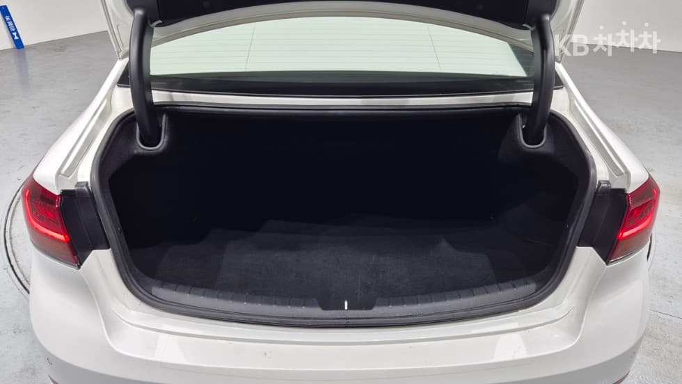 Киа K7 Premiere3.0 GDi Signature - 27