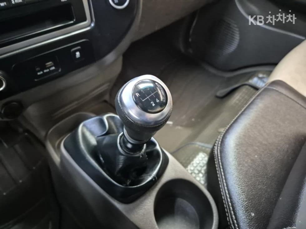 Хюндай Porter 2Удължено междуосие Super Cab 저상Box Truck Стил - 11