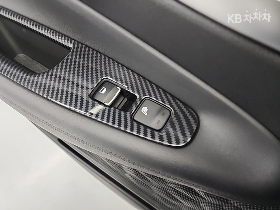 Хюндай The New (фейслифт) Санта Фе TMДизел 2.2 2WD Premium 초이스 - 15