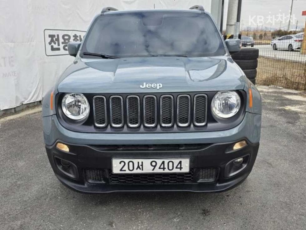 지프 레니게이드2.4 Longitude Стандартен